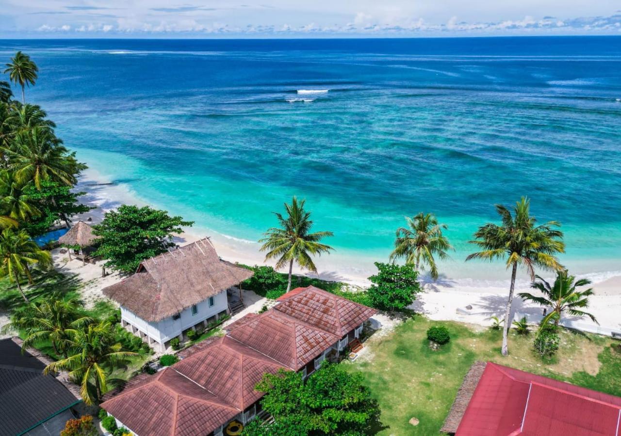 Katiet Beach Resort Mentawai Lances Right Hts Ngoại thất bức ảnh